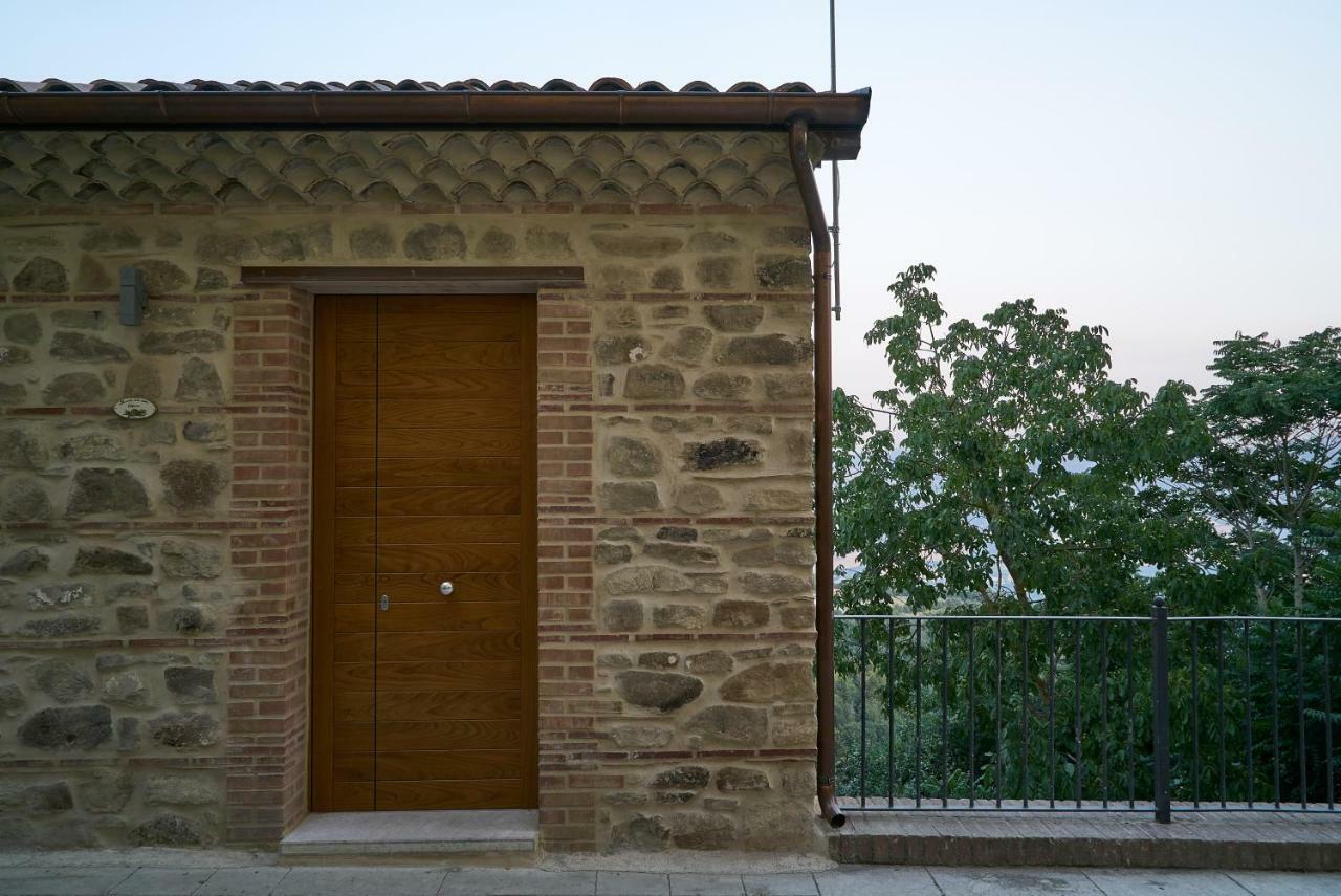 Отель Le Radici Delle Nuvole Cairano Экстерьер фото